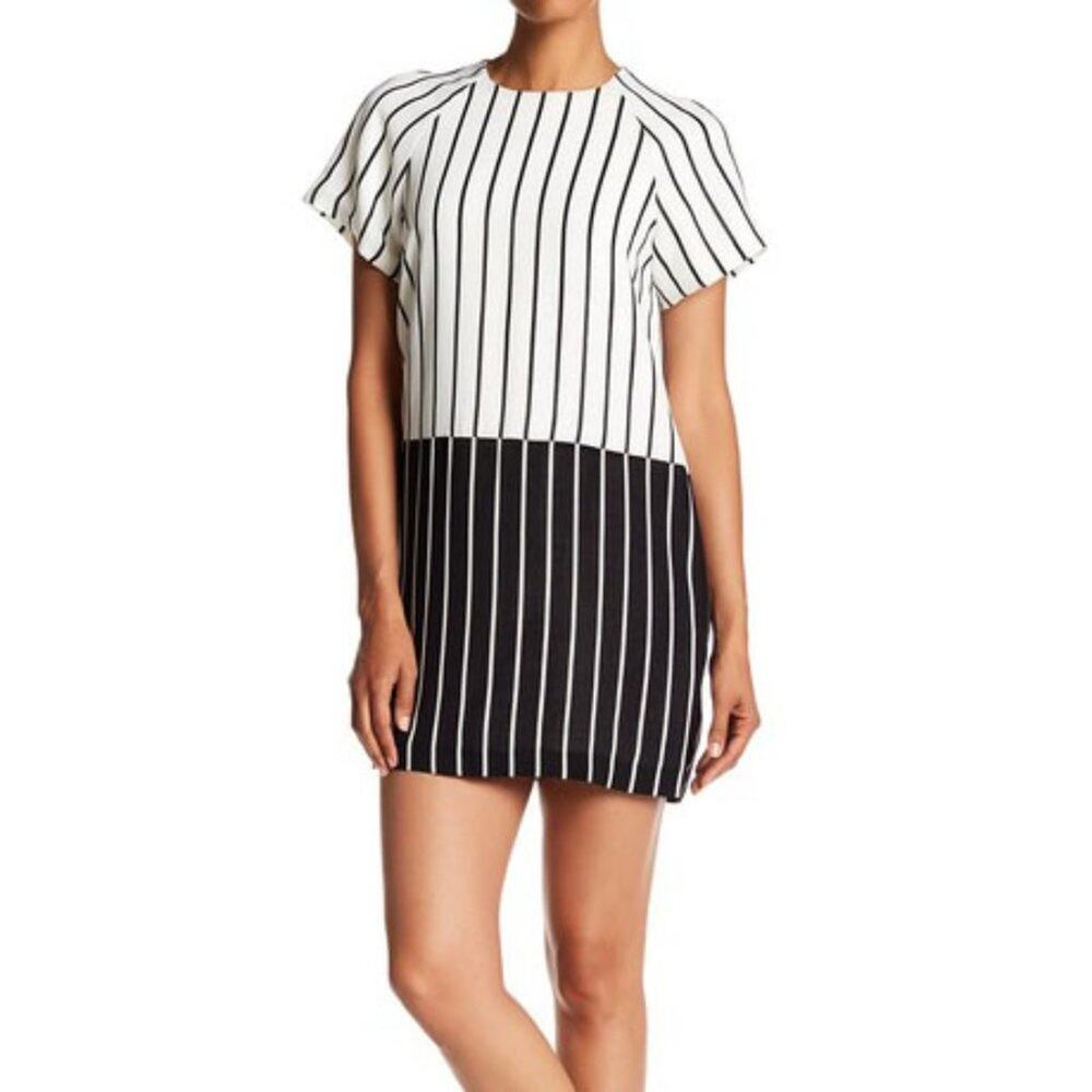 Ali & Jay Women's Courtyard Striped Shift Mini Dress NWT XS Black White